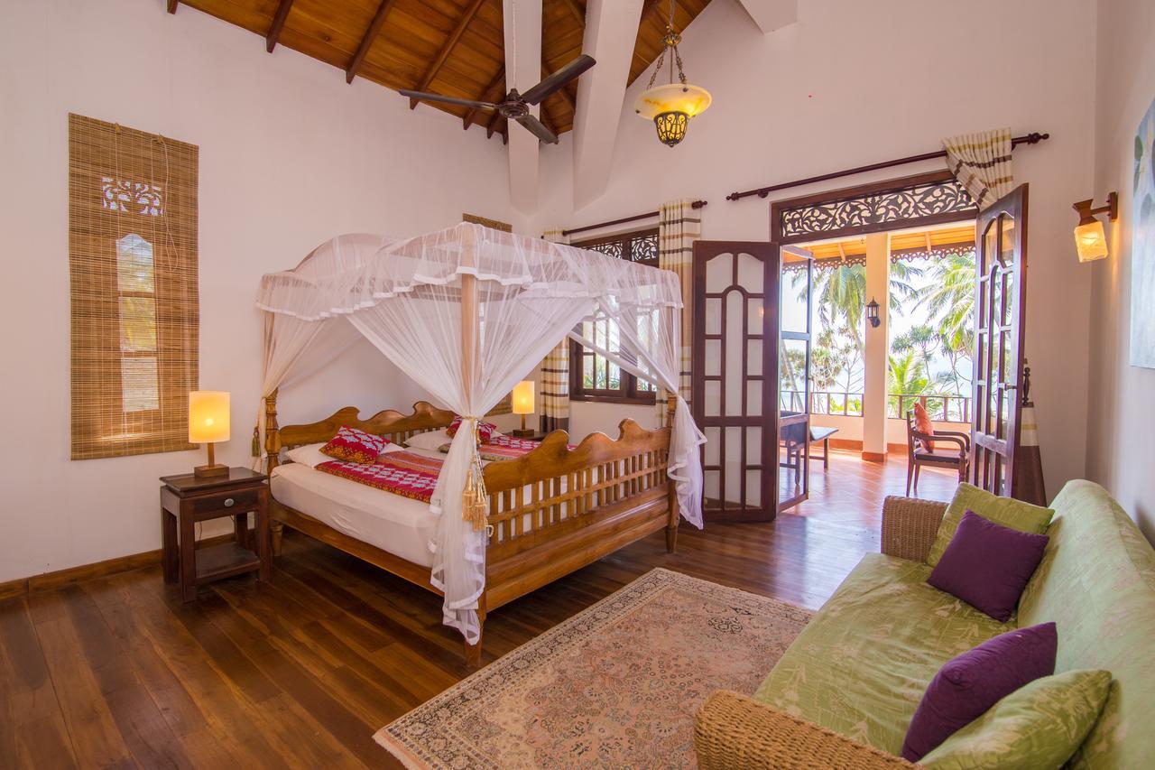 Lanka Beach Grand Villa Rekawa Exterior photo