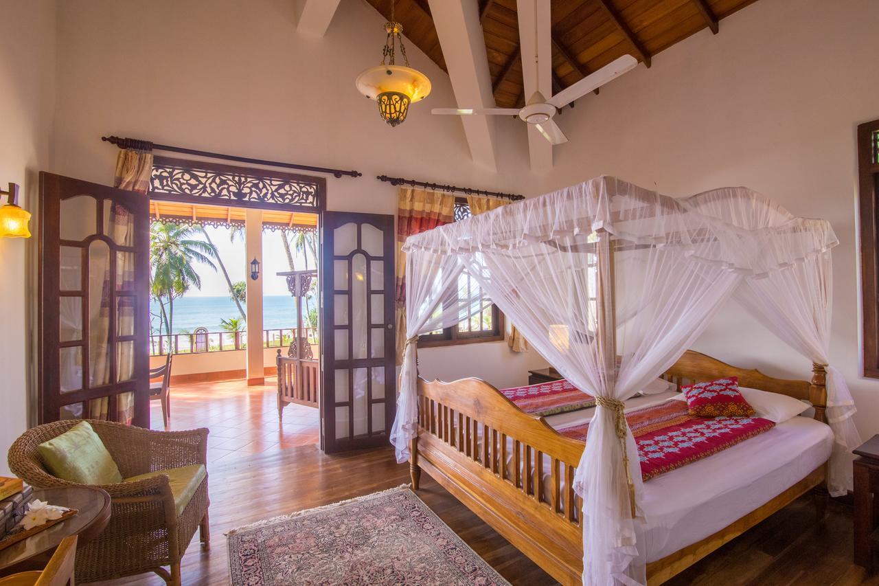 Lanka Beach Grand Villa Rekawa Exterior photo